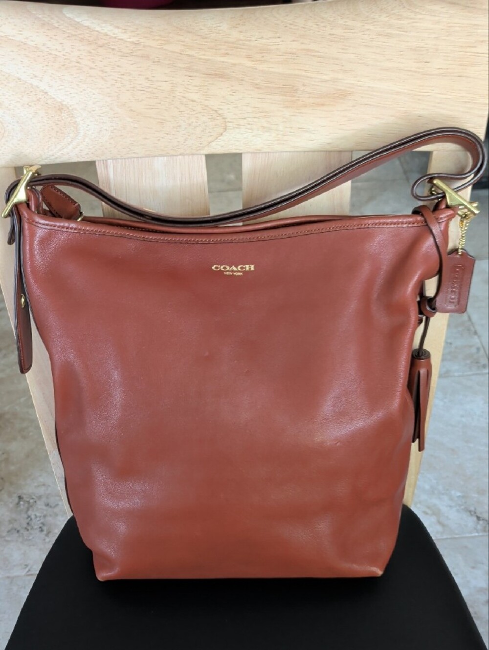 Coach Vintage Legacy Duffle Shoulder Bag Cognac (19889) EUC - Picture 2 of 12